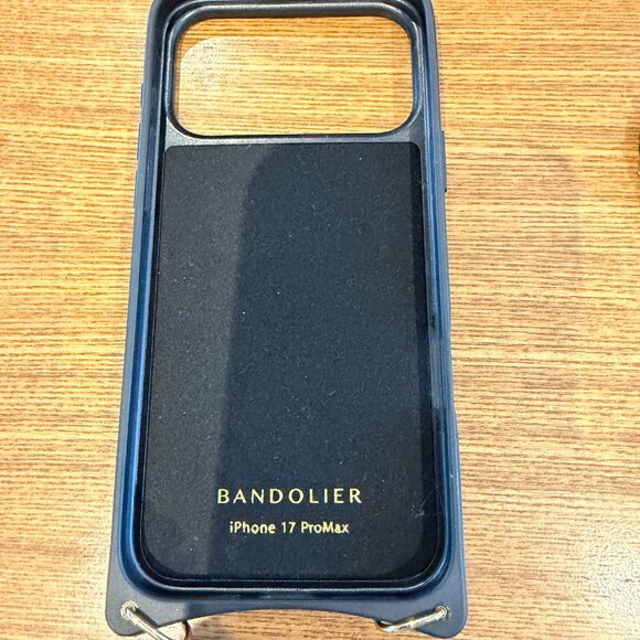 Emma Pebble Leather Bandolier - Black/Gold - 17 Pro Max + Extras - Picture 4 of 4